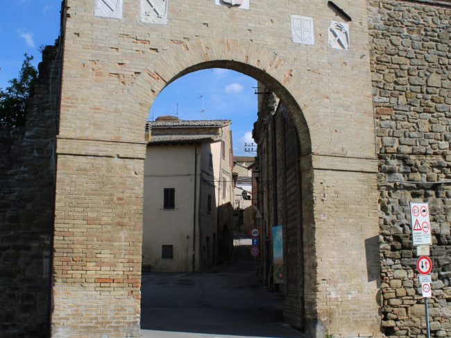 Porta Vittorio Emanuele