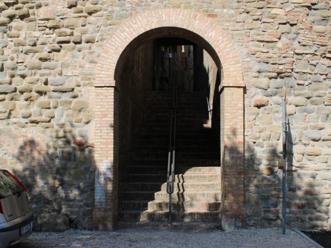 Porta Primo Maggio o San Giacomo